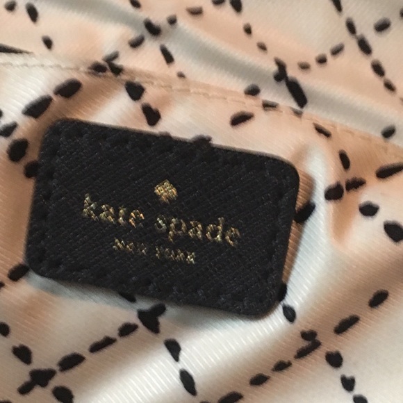 SOLD Authentic Kate Spade Crossbody turn lock purse - Picture 6 of 8